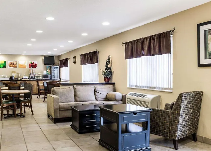 Travelodge By Wyndham Fargo