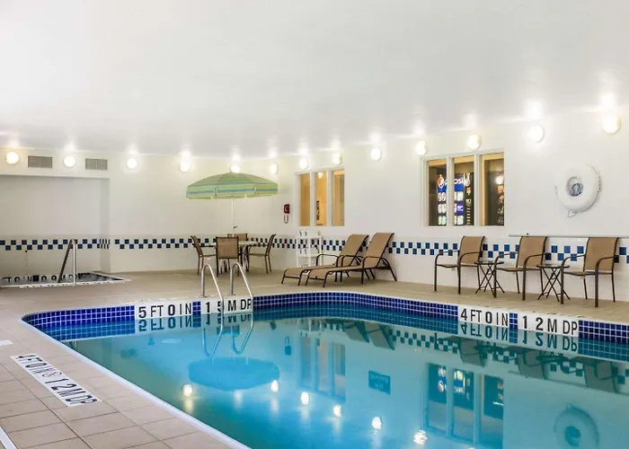 Travelodge By Wyndham Hotel 2*