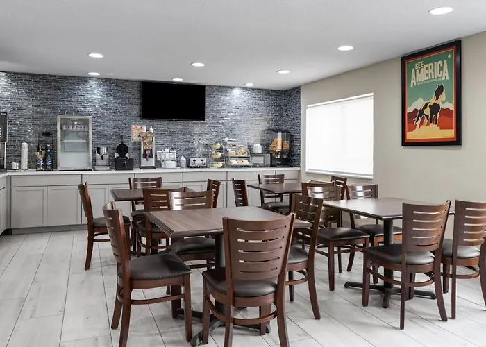 Hotel Travelodge By Wyndham Fargo