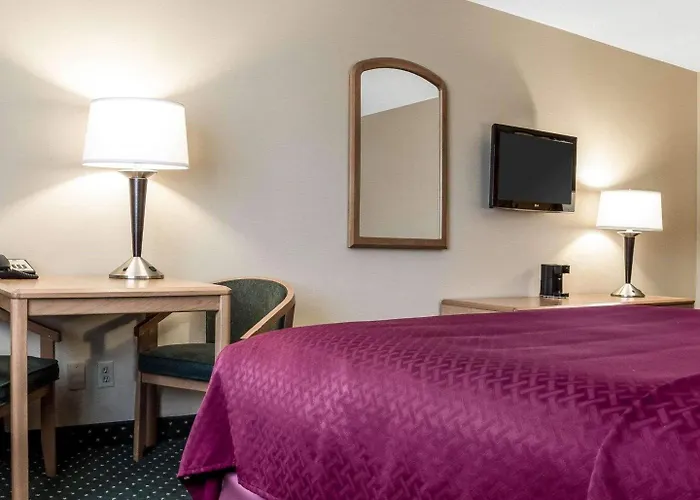 Travelodge By Wyndham Hotel Fargo